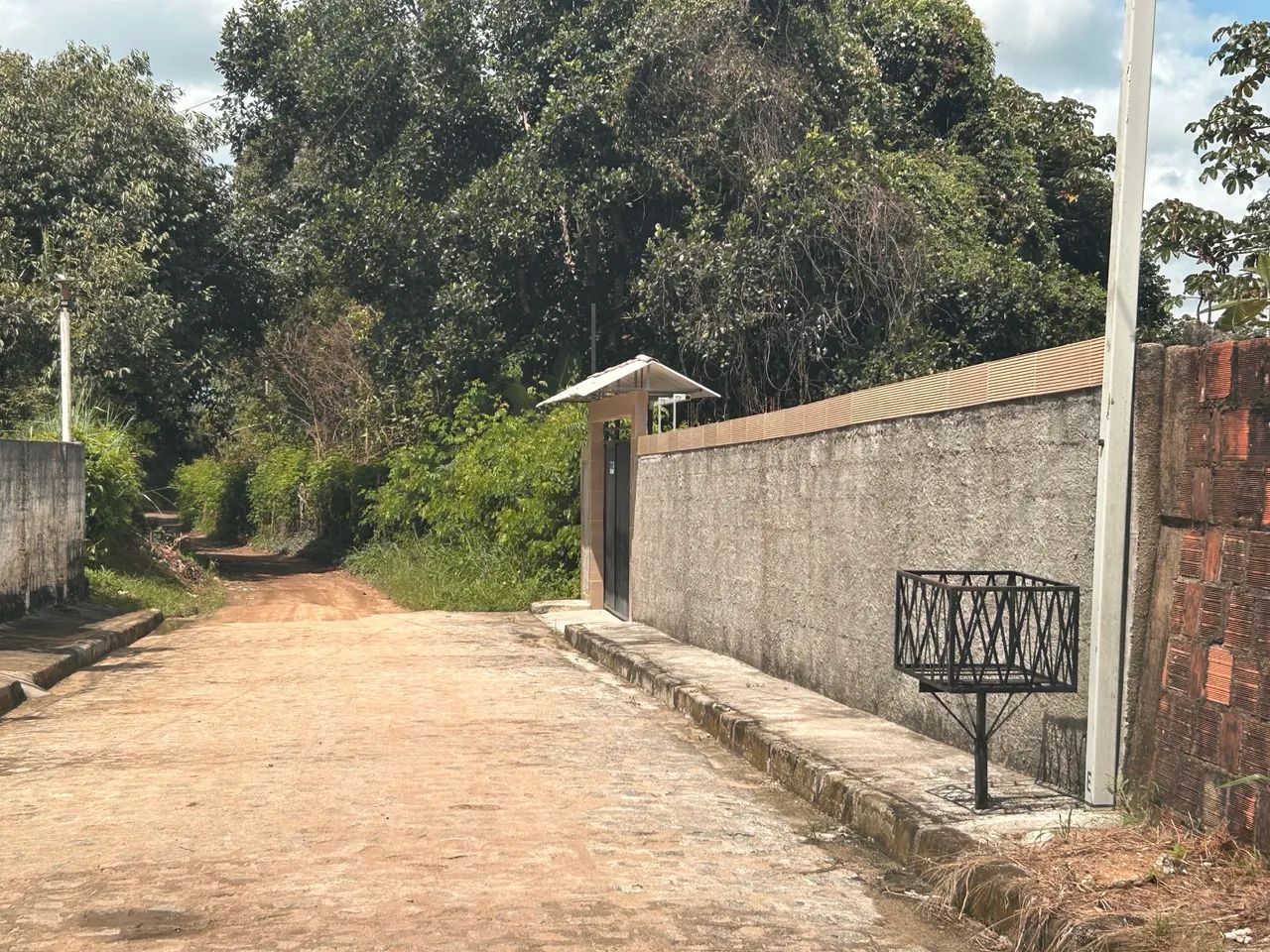 Vendo casa em aldeia Chande cruz 