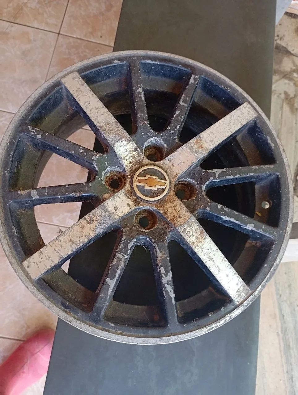 Roda de alumínio aro 14