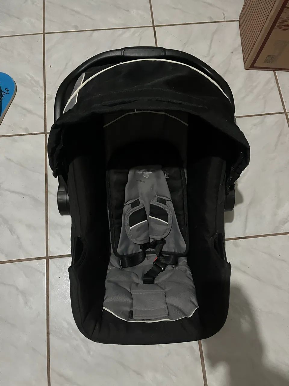 Bebê conforto com base ISOFIX marca INFANTI - Foto 3