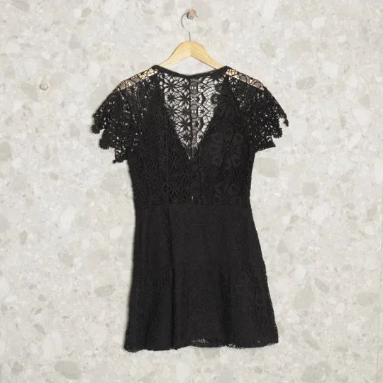 VESTIDO PRETO RENDA - Foto 2