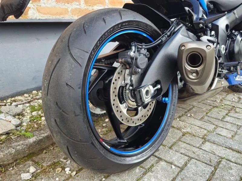 くろずきん Suzuki 1000 2020 - 1504867578 | OLX