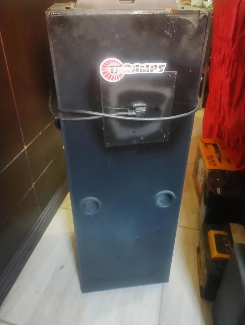 Vendo Caixa de som amplificada Residencial, tem Bluetooth  - Foto 2