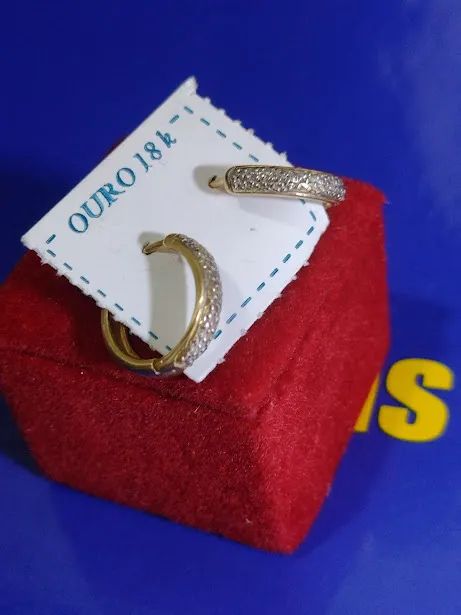 Brincos Ouro 18 Kilates 1.60 Gramas Com Ouro Branco - Foto 5