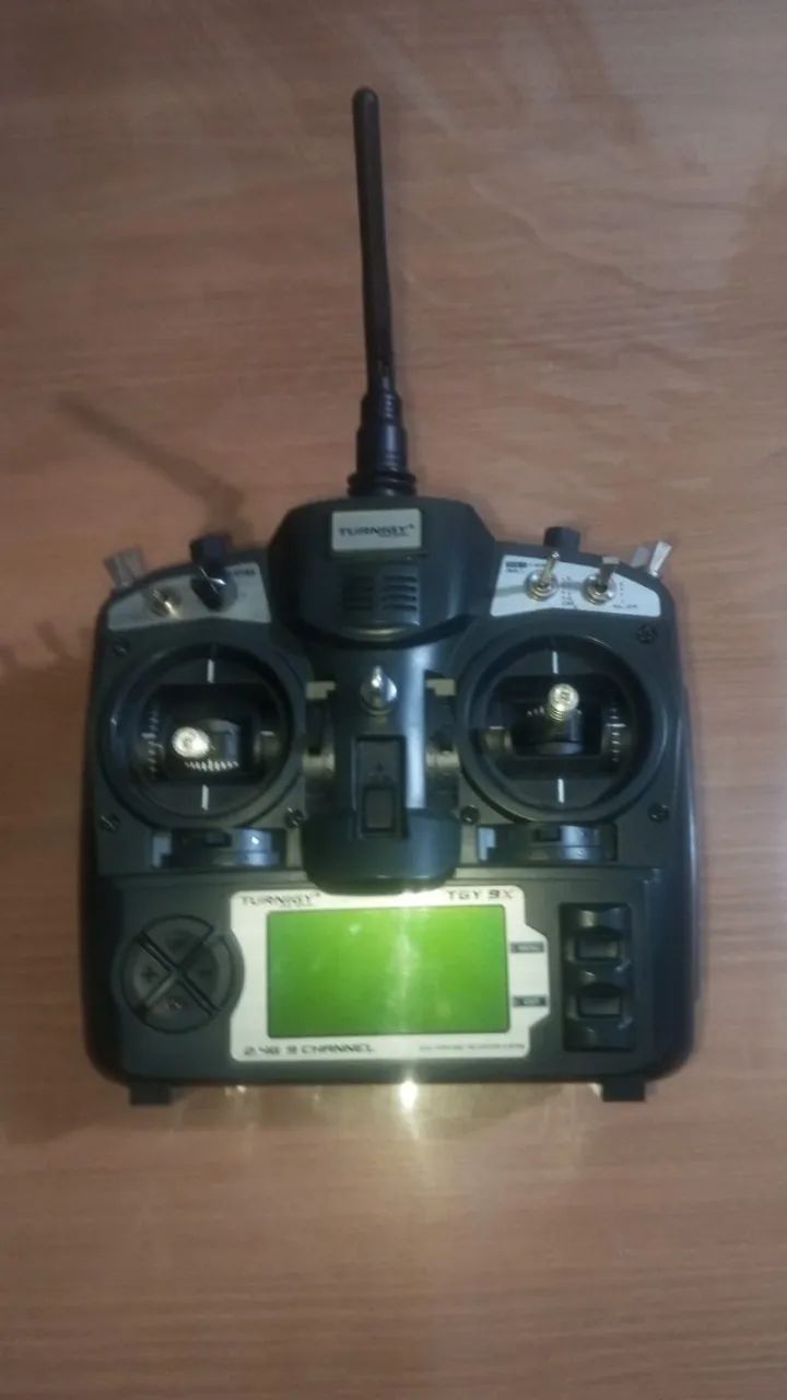 Rádio aeromodelo turnigy 9x 2.4ghz sem bateria 