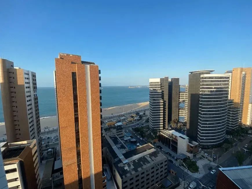 Foto do anúncio de Aluguel por temporada 47 m² / 2 quartos / na Beira Mar com Vista Mar / 100% Nascente em Meireles, Fortaleza