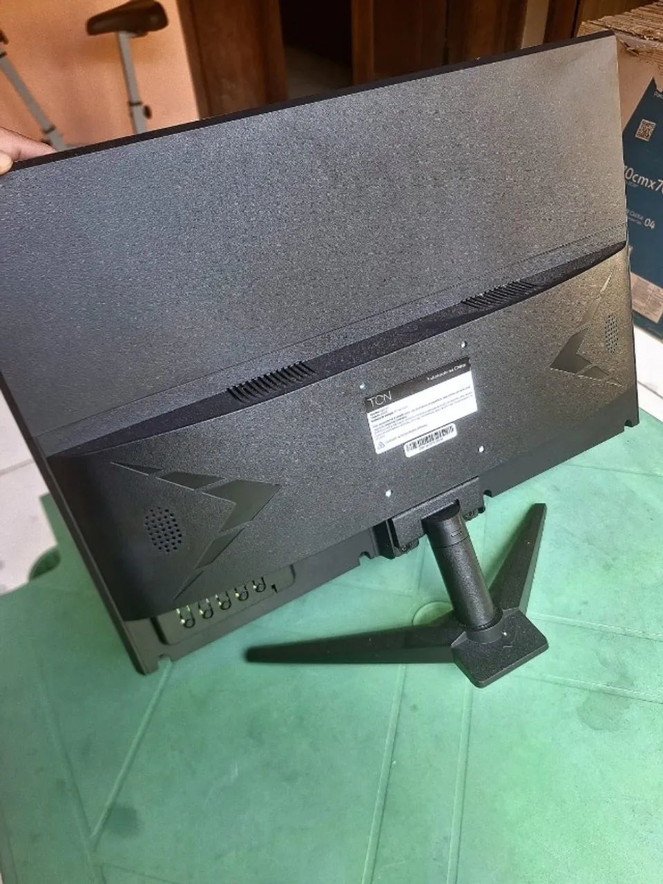 Monitor LED TCN 19" HD - Novo  - Foto 4