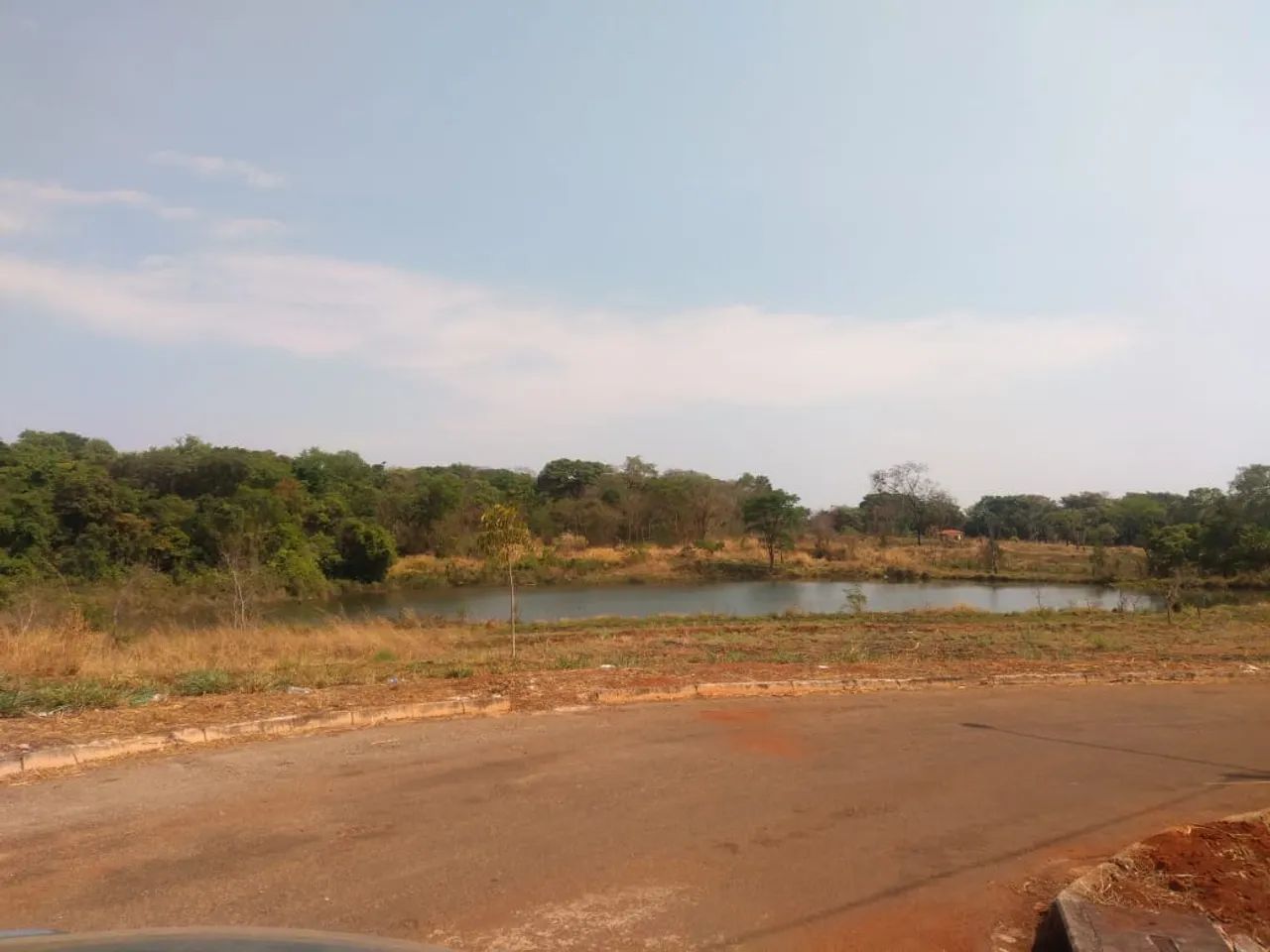 Fonte das Águas Lote 360 m² 18 m de frente e vista para o lago. Estudo pegar carro. Goiâni - Foto 7