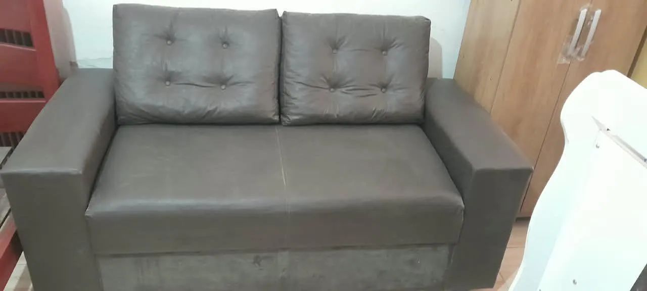 Sofá de 2 lugares