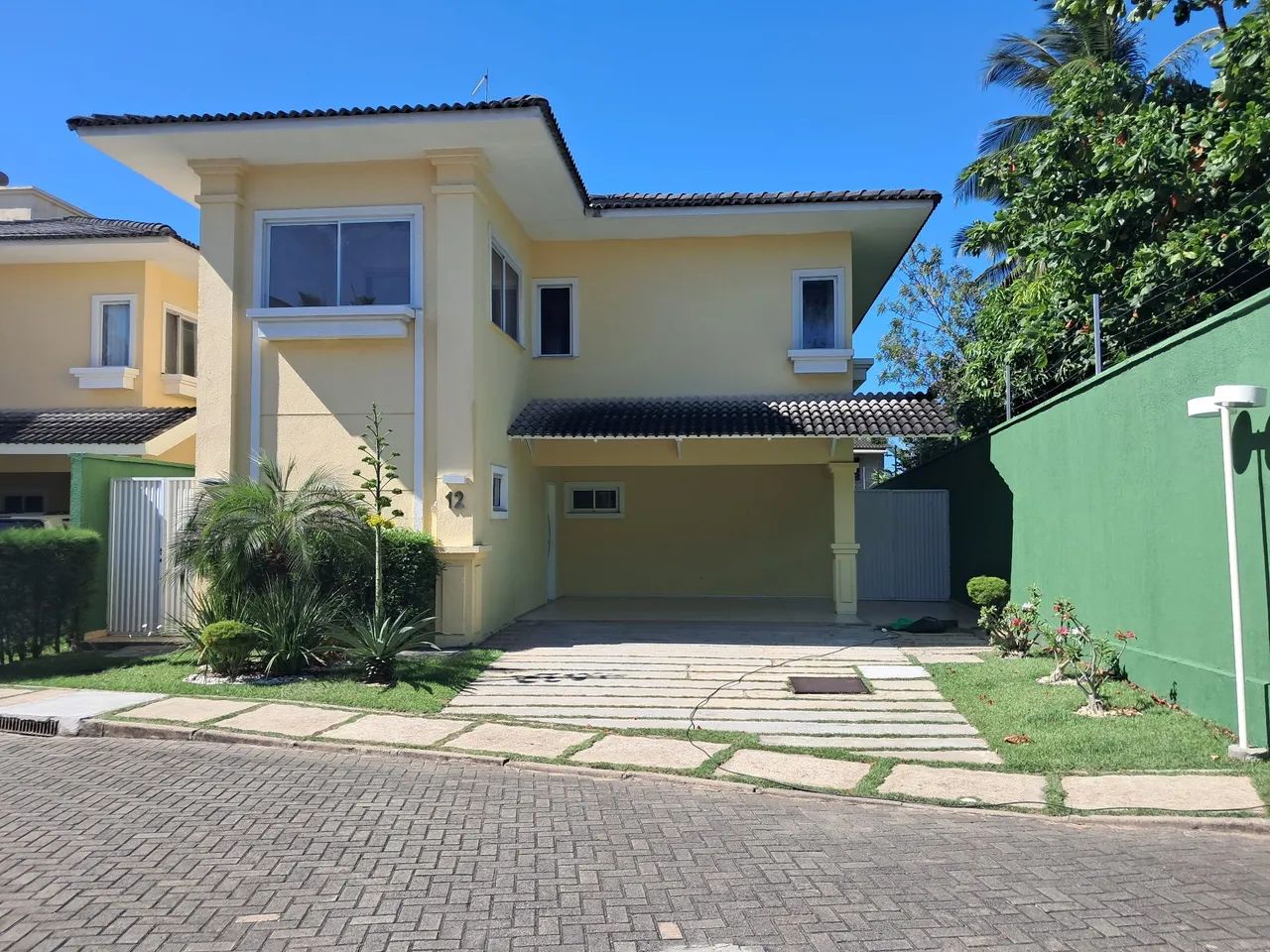 Duplex Alto Padrao Prox ao Shopping do Eusebio