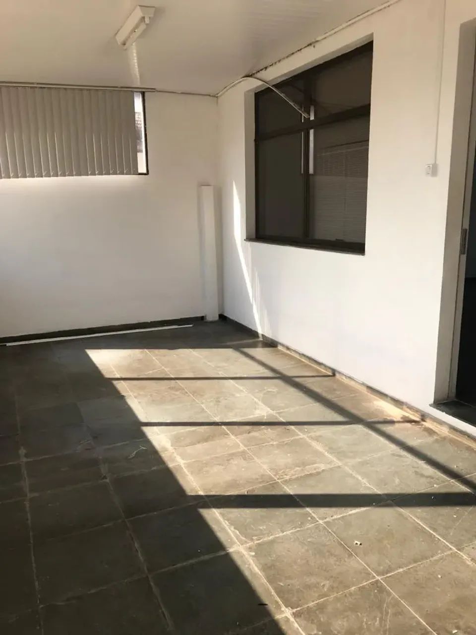 Prédio Comercial - Foto 4