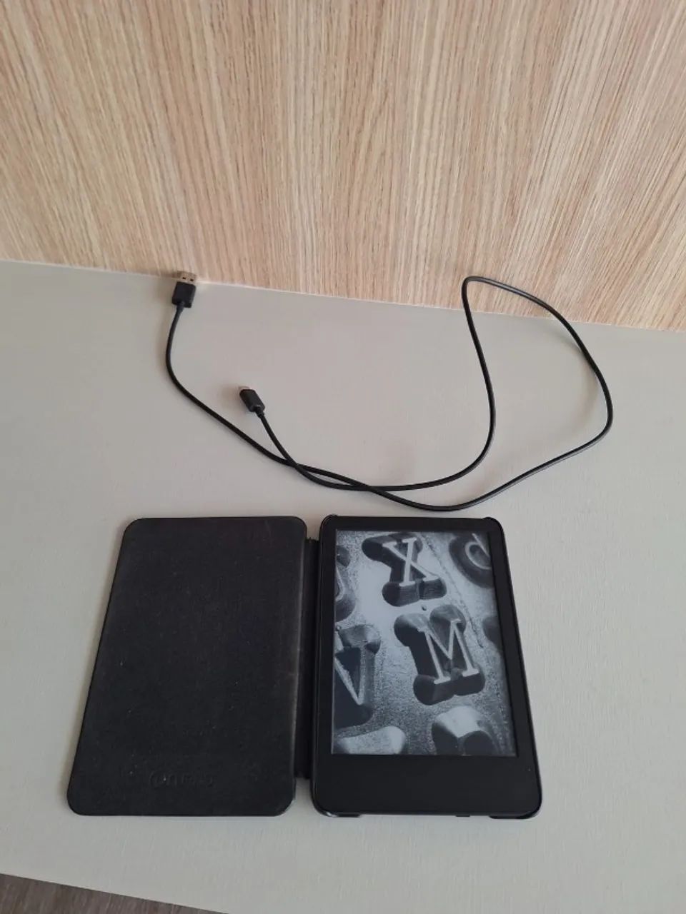 Kindle Amazon modelo C2V2L3  - 11  Geraçâo 