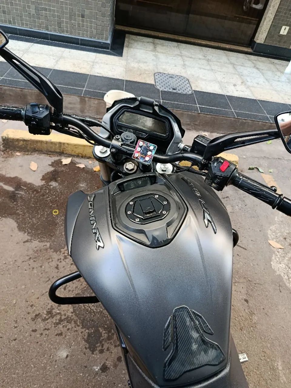 Bajaj dominar 400 - Foto 2