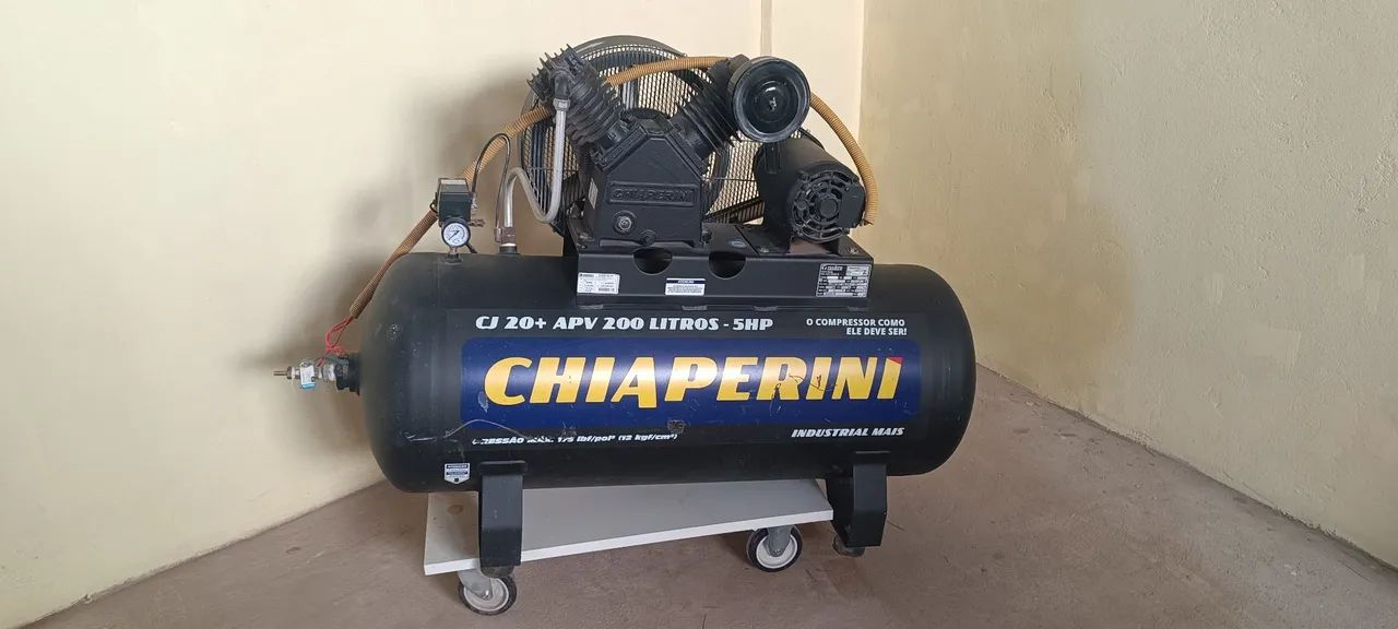 Compressor 200 Litros 5HP CHIAPERINI 