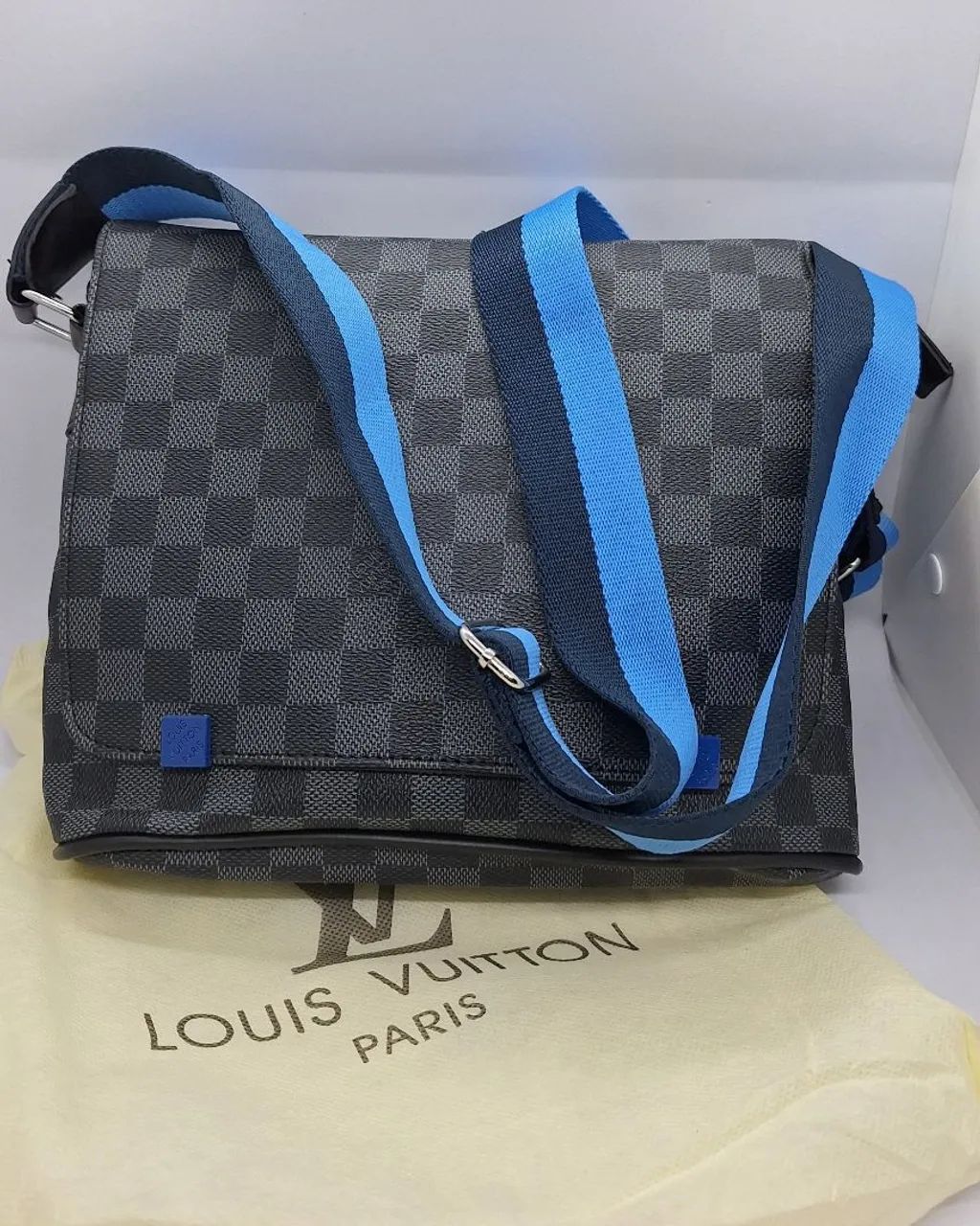 Bolsa inspirada marca de grife 