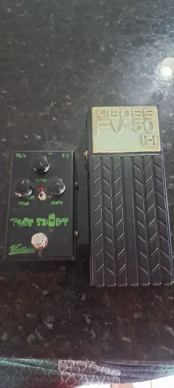Pedal volume boss e aura amps