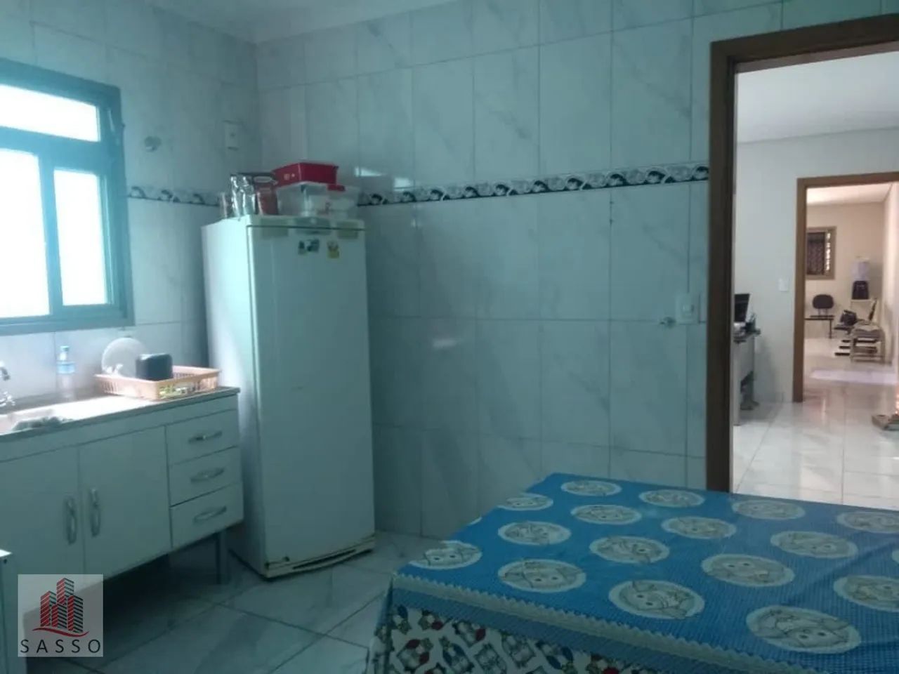Alugo casa com 4 quartos no Belém - Foto 3