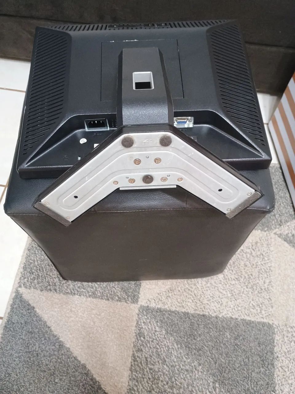 Monitor Dell 27x33 cm - Foto 5