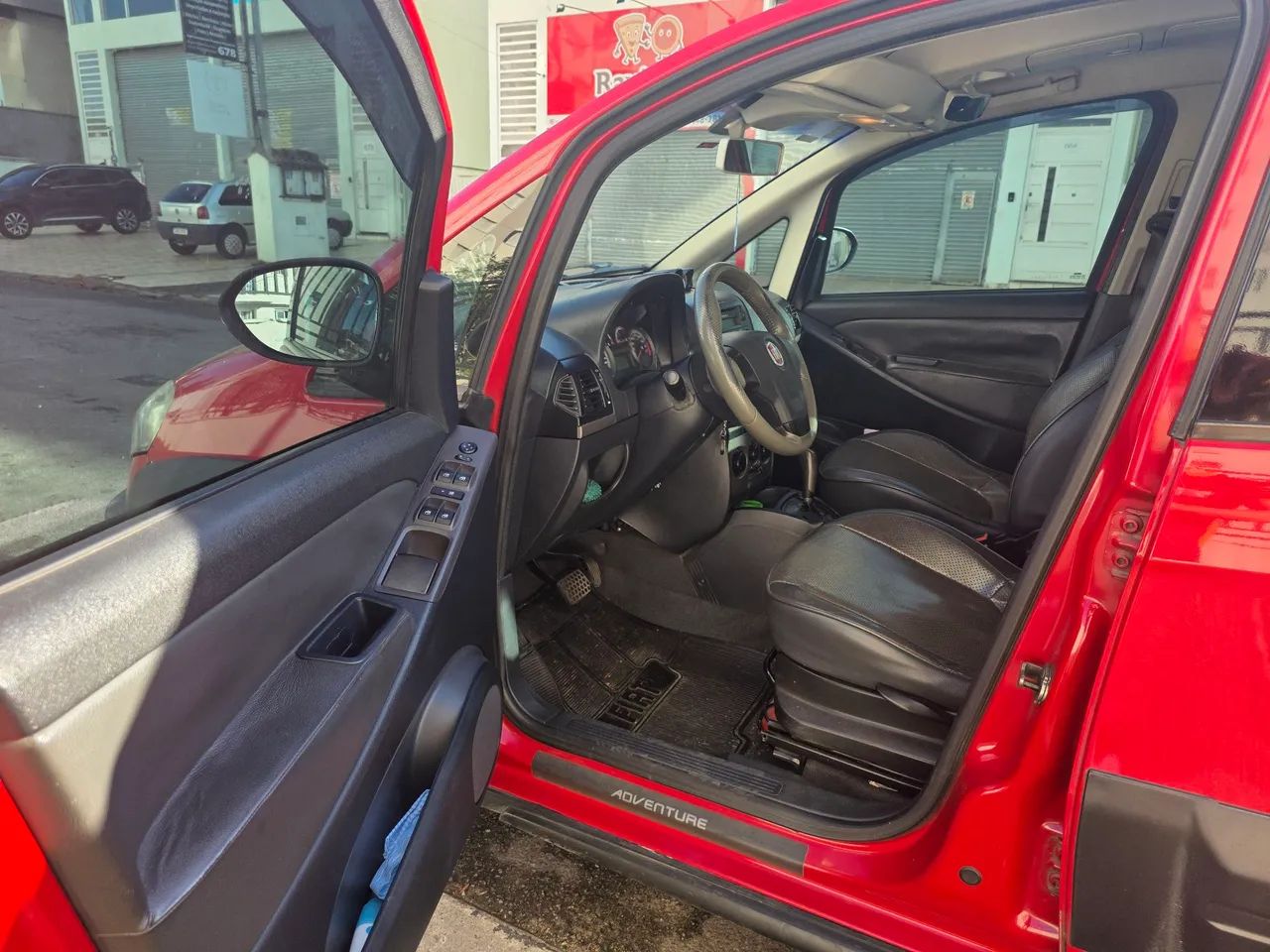 Fiat Idea Adv./ Adv.lock.dualogic 1.8 Flex 5P 2012 - Foto 4
