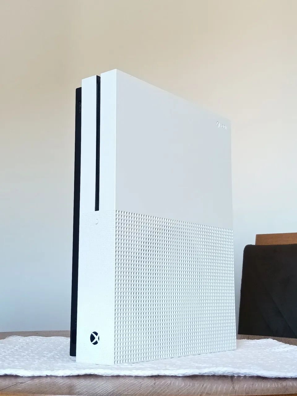 XBOX ONE S 1TB  - Foto 2