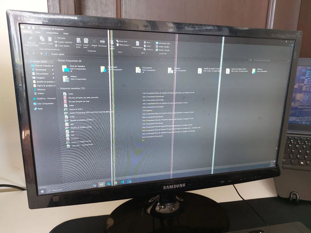 Monitor 22 polegadas 402625293588244480