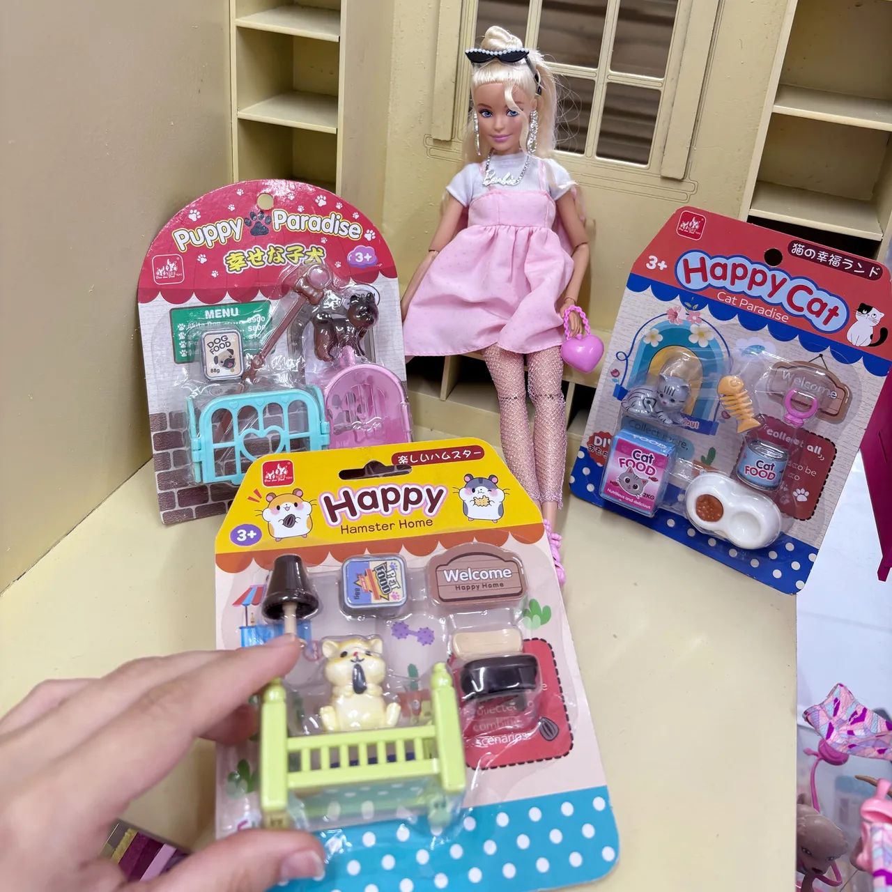 3 pacotes de Mini pets (compatível com barbie)