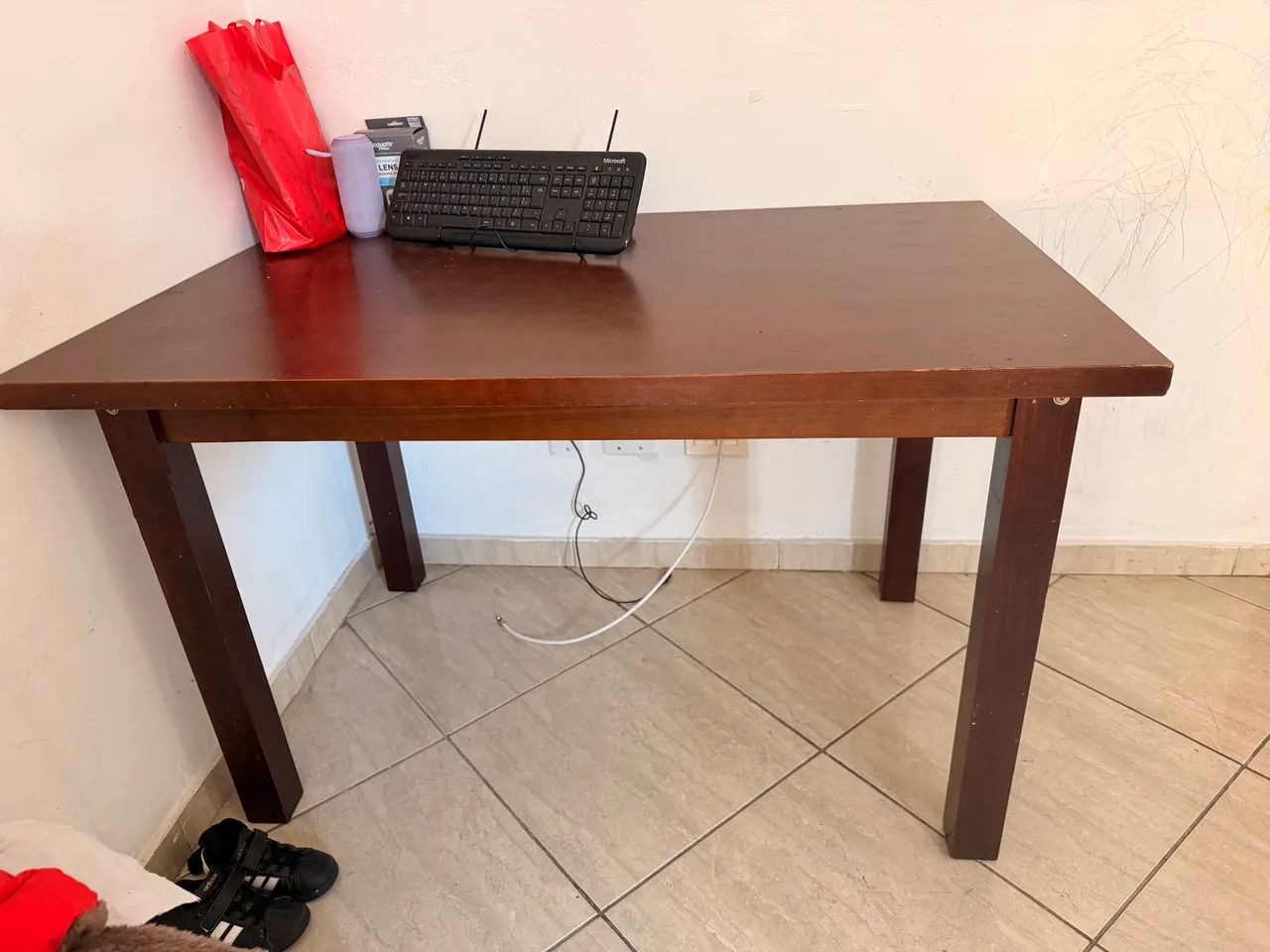 Mesa de madeira de  4 lugares  - Foto 2