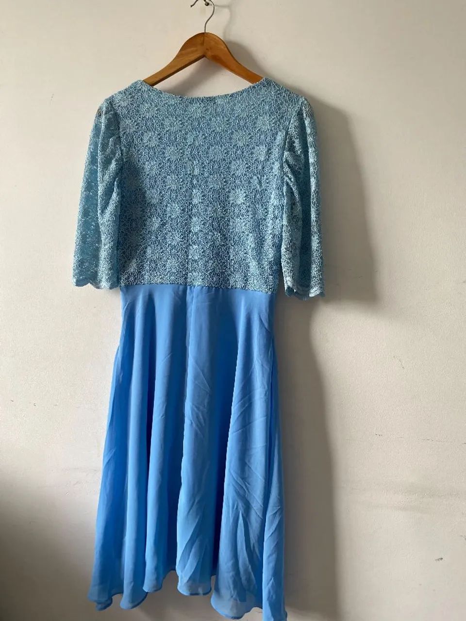Vestido mid , cor azul clara  . - Foto 4