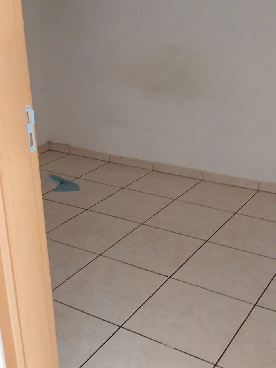 Alugo apto 2 quartos Aclimação. 