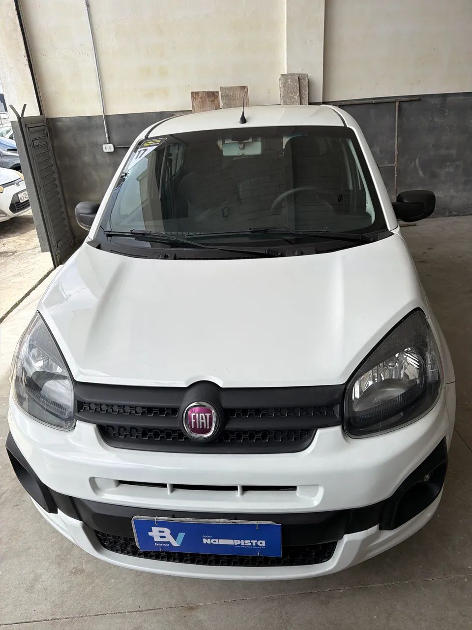 Fiat Uno Attractive 1.0 Flex 6V 5P 2017 - Foto 3