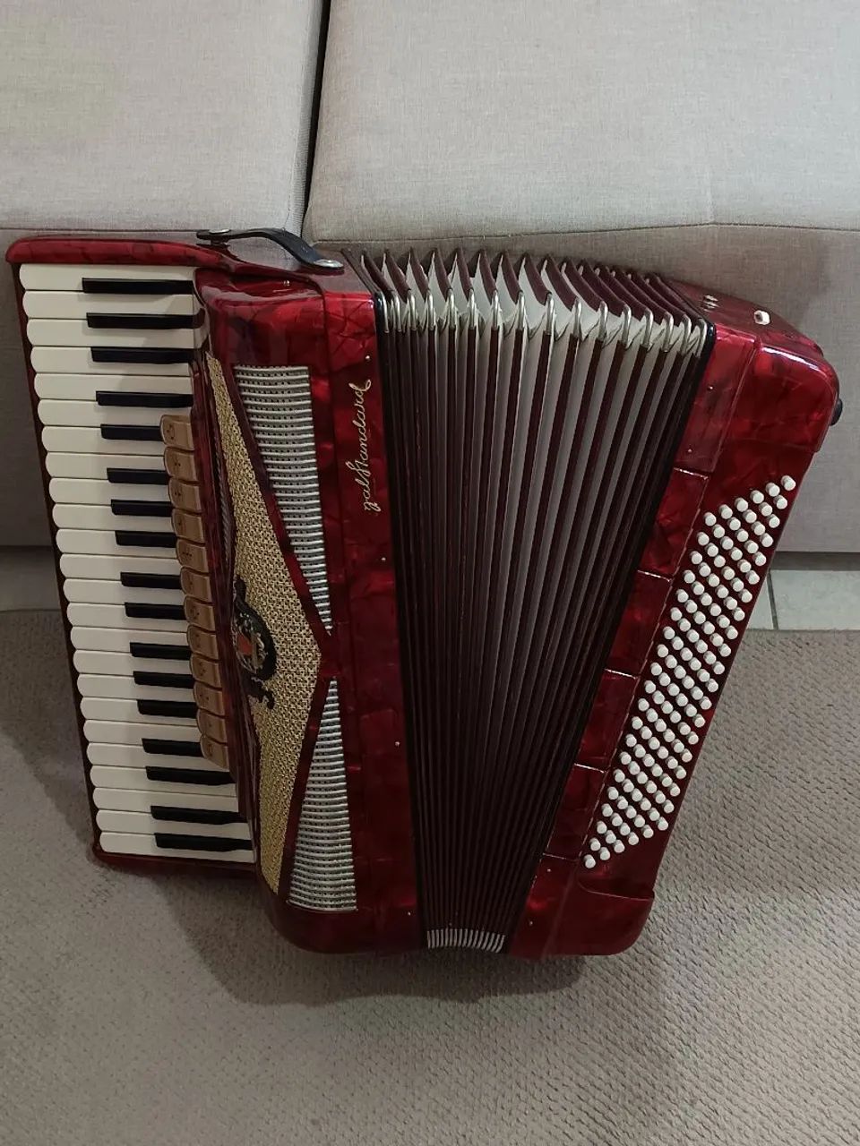 Acordeon Royal Standart 120 baixos R$ 9.800 - Foto 2