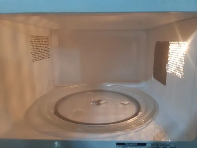 Microondas 30 L Brastemp 110 Volts - Foto 2