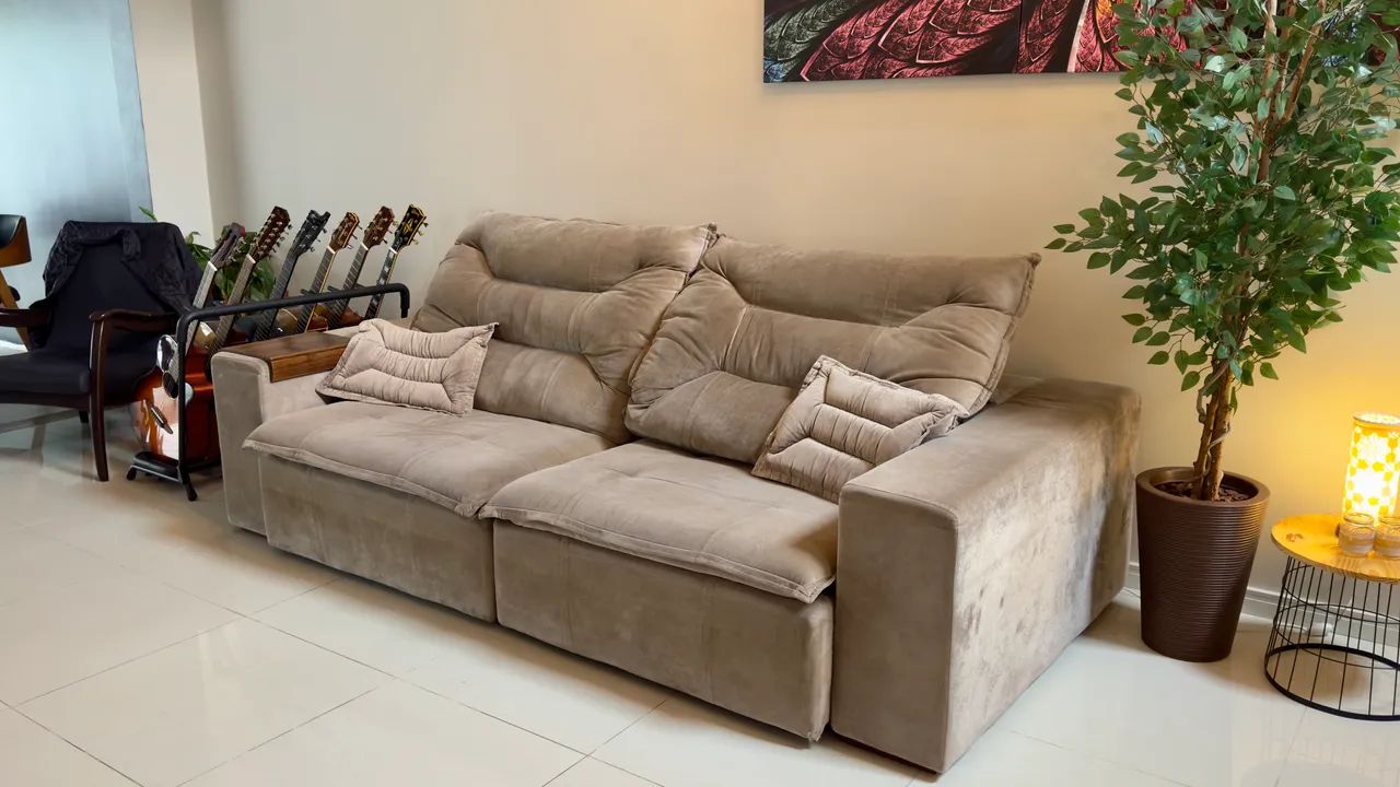 Lindo sofá em tecido italiano - Foto 2