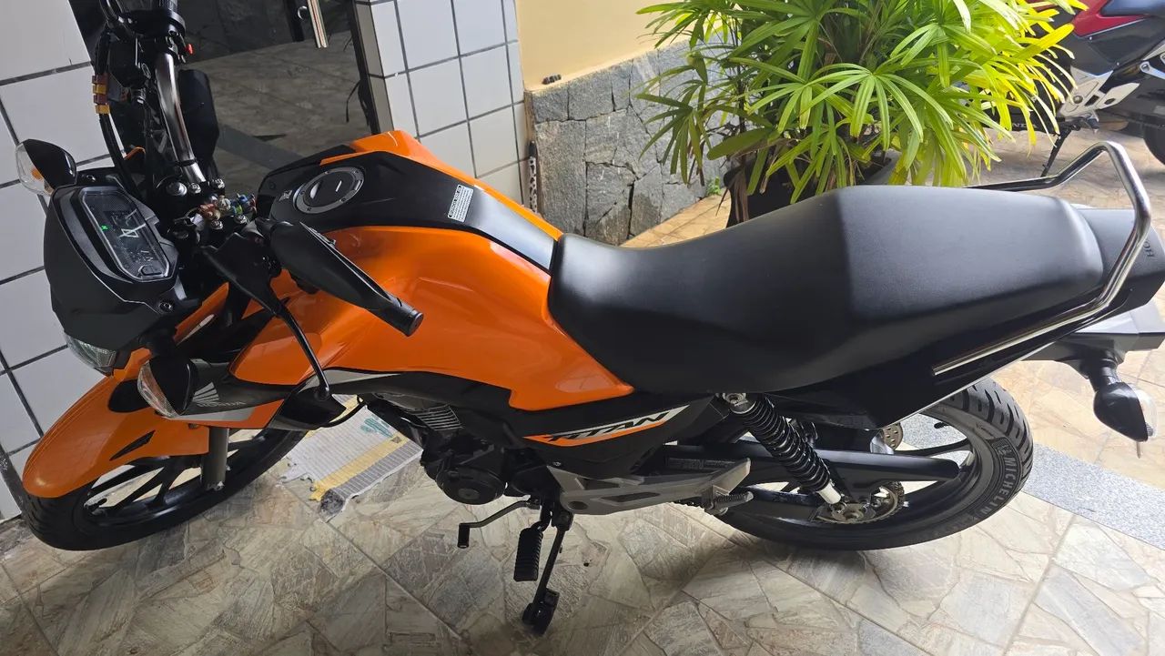 CG TITAN 2025 - Foto 2