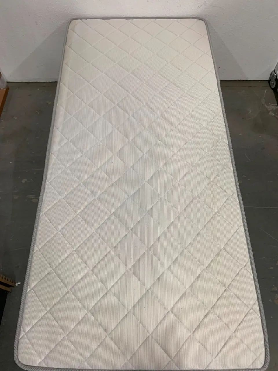 Cama box e colchão ortobom