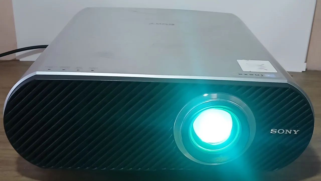 Projetor de vídeo Sony VPL-HS50 - Para Revisão ou Retirada de Peças  - Foto 5