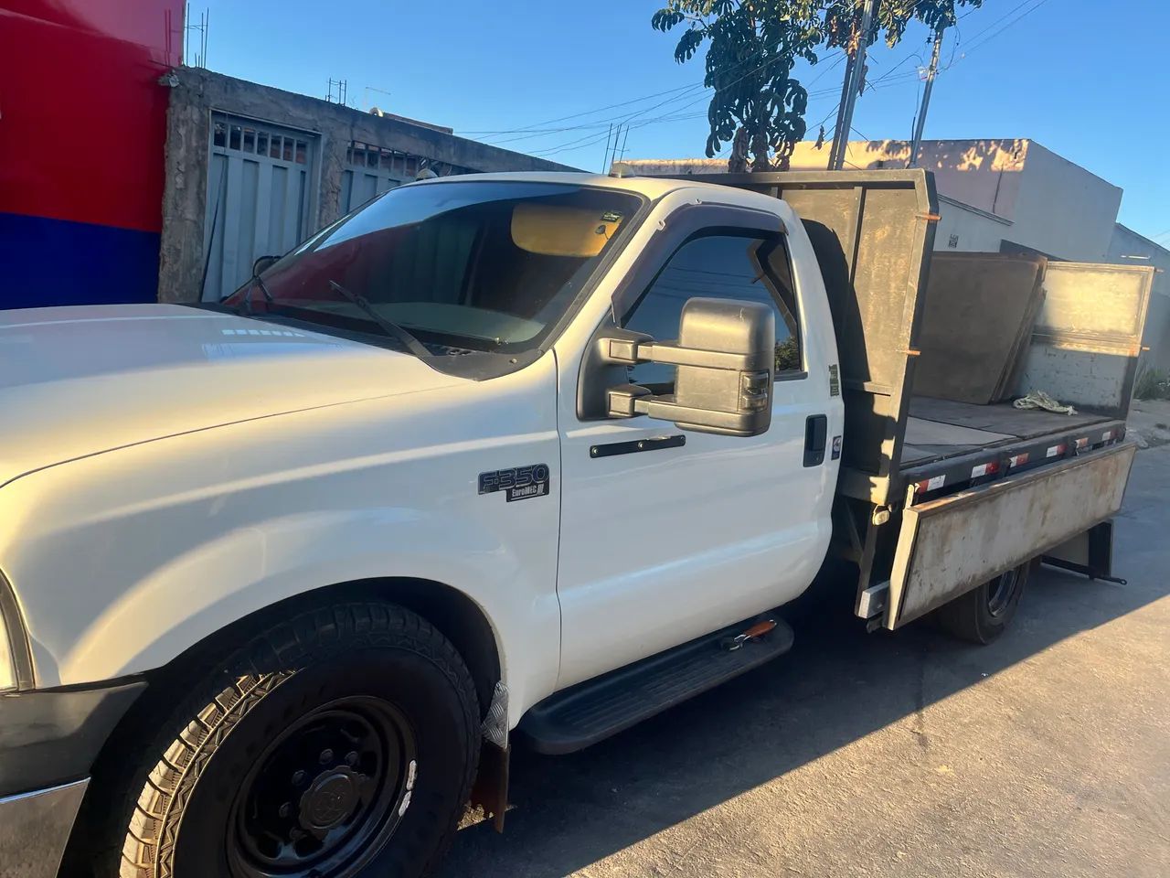 Vendo f350 2005 cummis 