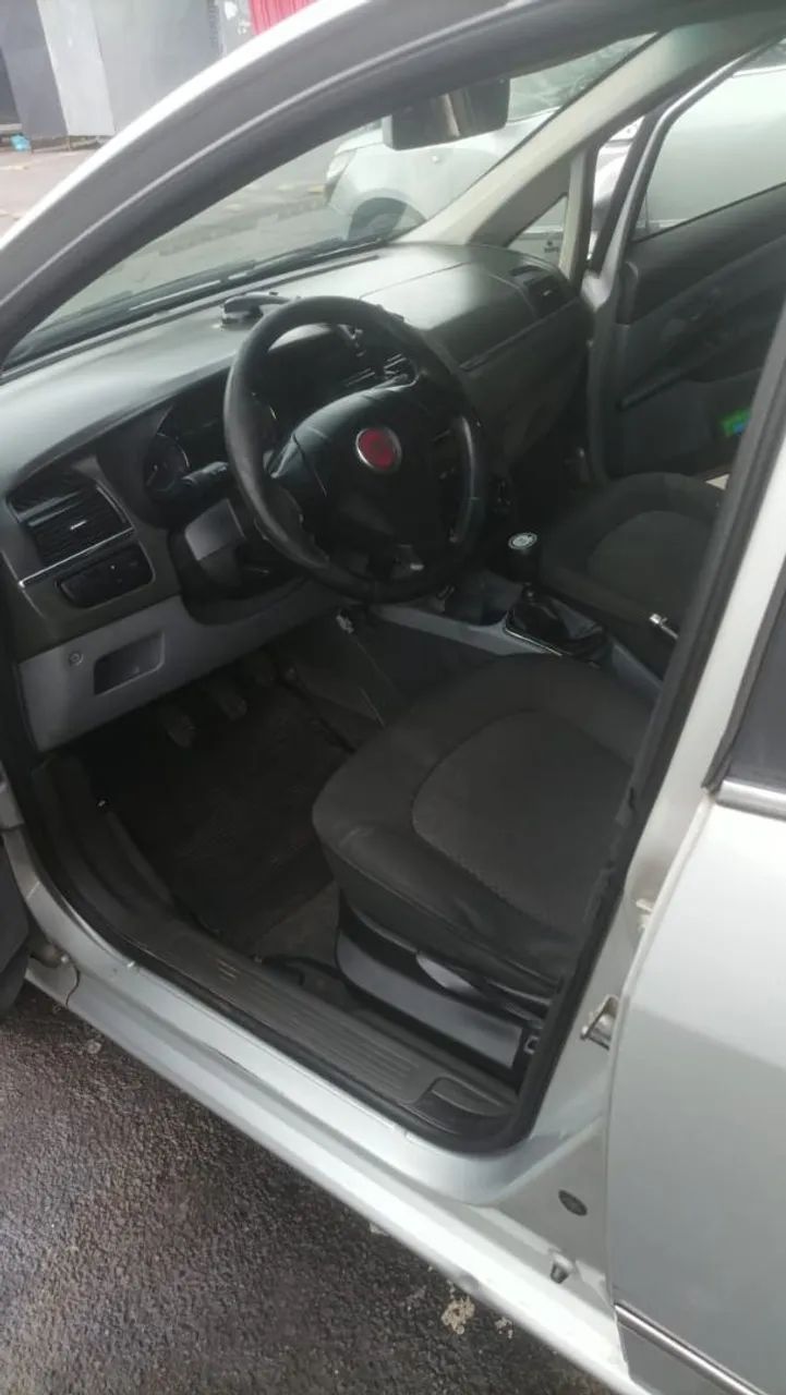 Fiat Linea LINEA LX 1.9/ 1.8 Flex 16V 4p 2011