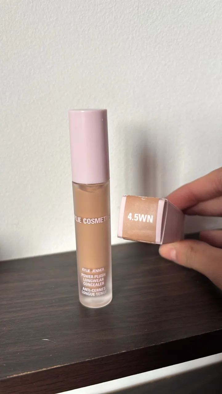 Kylie Cosmetics NOVO E NÃO UTILIZADO