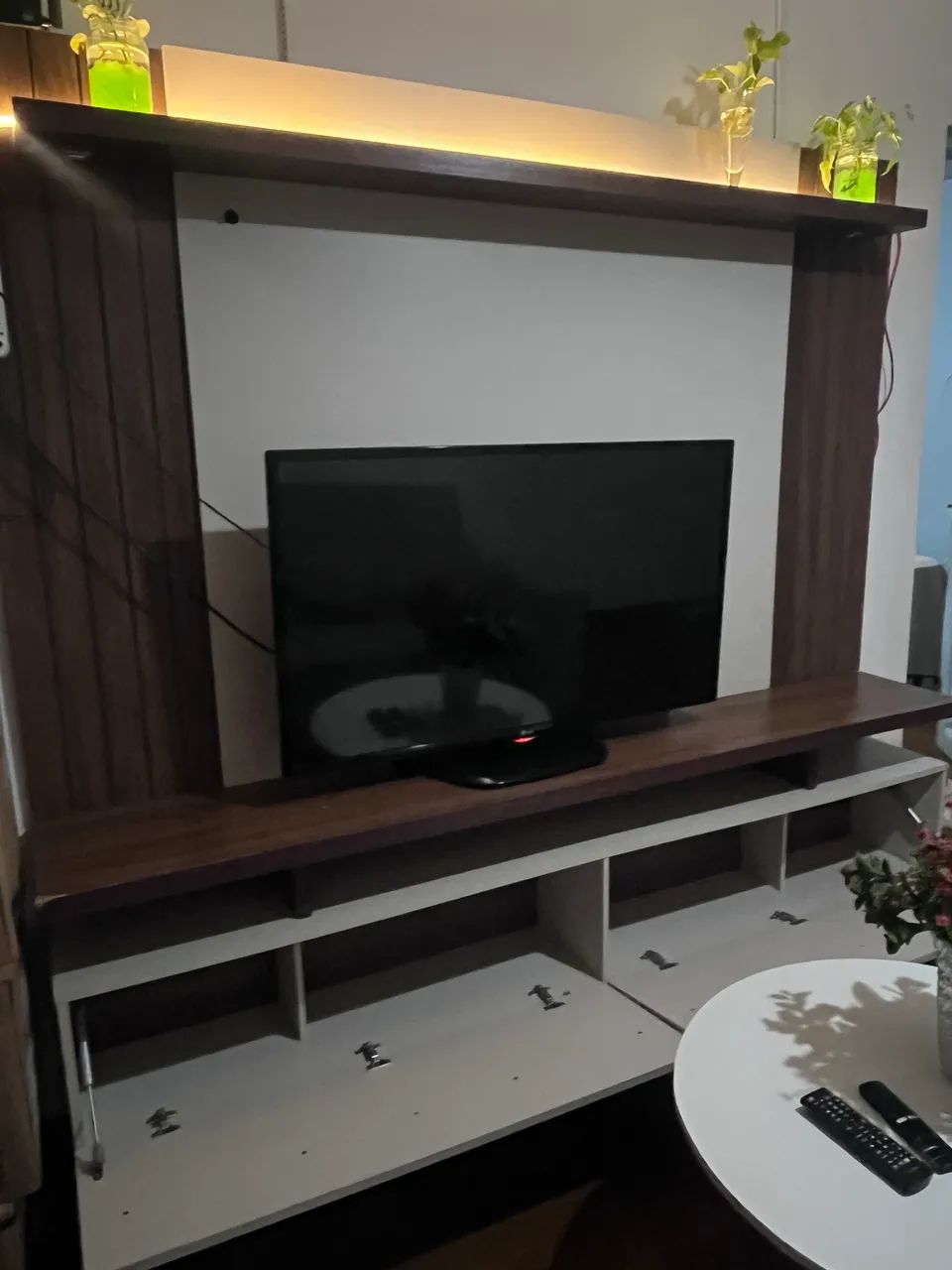 Rack com painel para TV