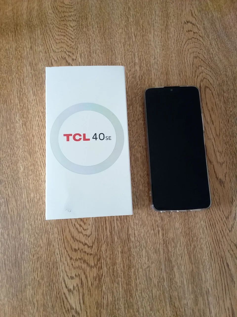 Celular smartphone TCL 40se