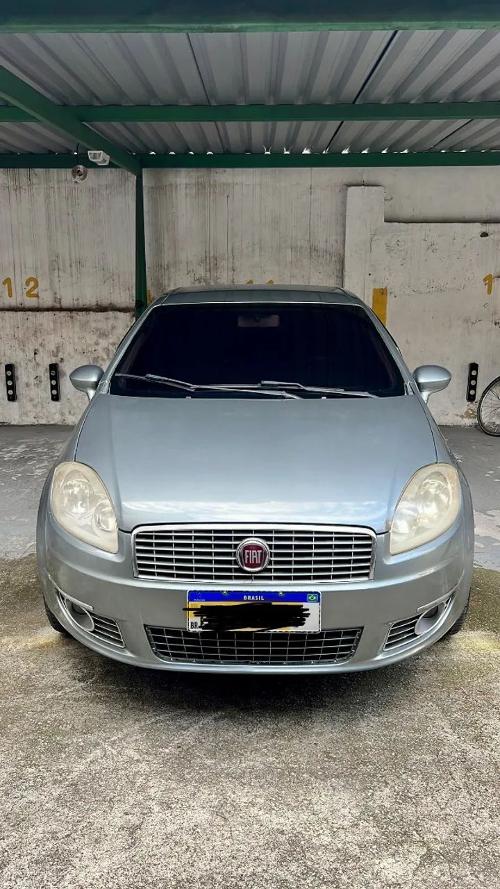 Fiat Linea LINEA ABSOLUTE 1.9/1.8 Flex Dualogic 4p 2010