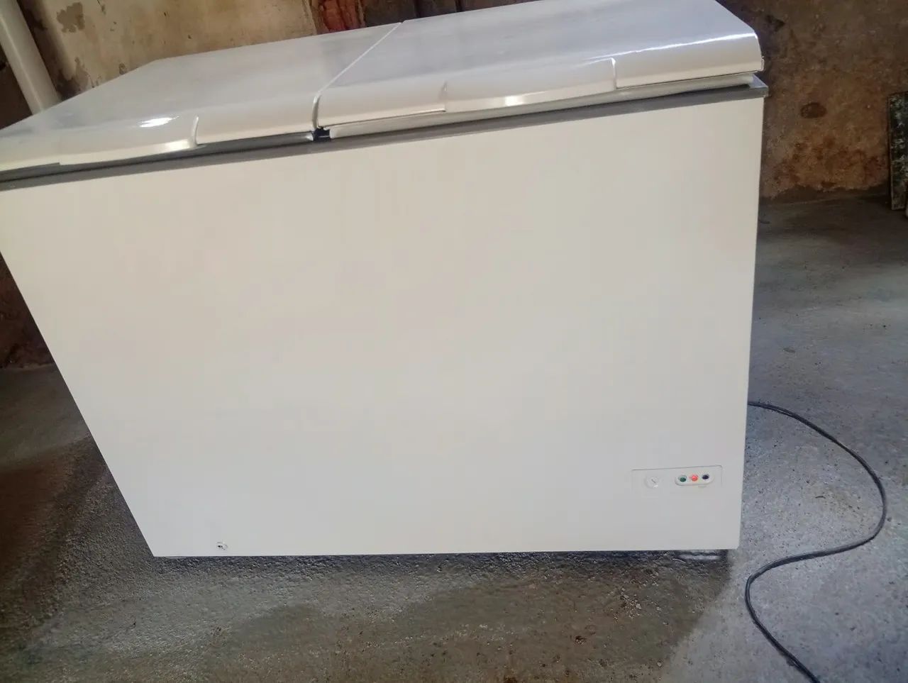 Freezer Esmaltec 2 portas funcionando perfeitamente 