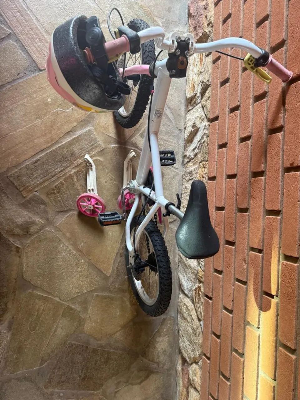 BICICLETA BTWIN COM CAPACETE - Foto 2