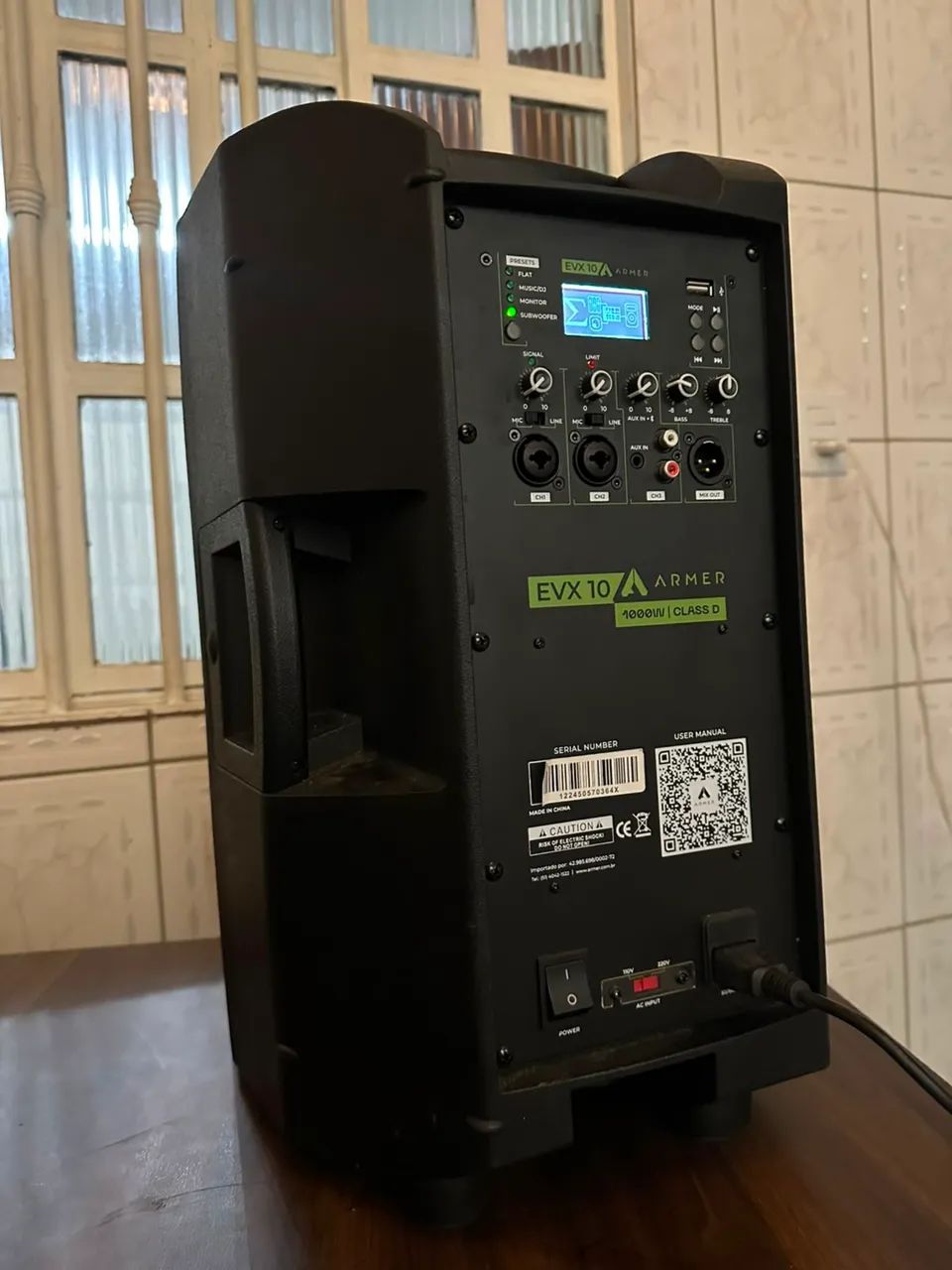 É uma caixa de som ativa Armer EVX 10 - Foto 2