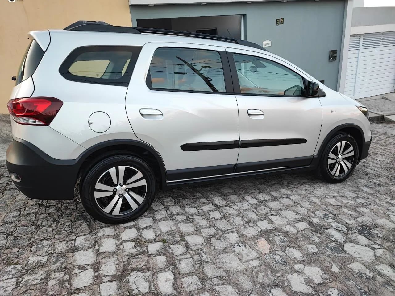 Chevrolet Spin SPIN ACTIV7 1.8 8V Econo.Flex 5p Aut. 2023