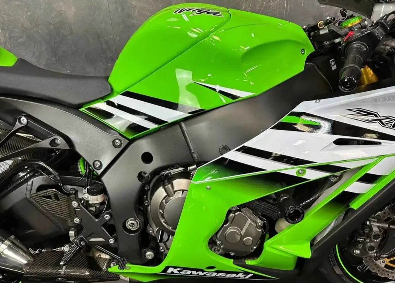 Kawasaki Zx-10/ Zx-10r 1000cc 2018 - 1490821576 | OLX