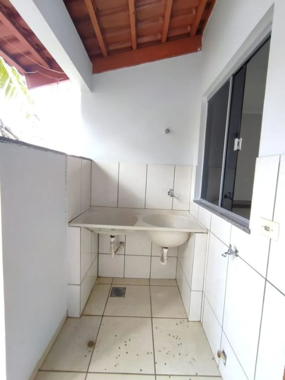 Alugo kit net com garagem na 203 norte de 1/4 (quadra da UPA norte)  - Foto 4