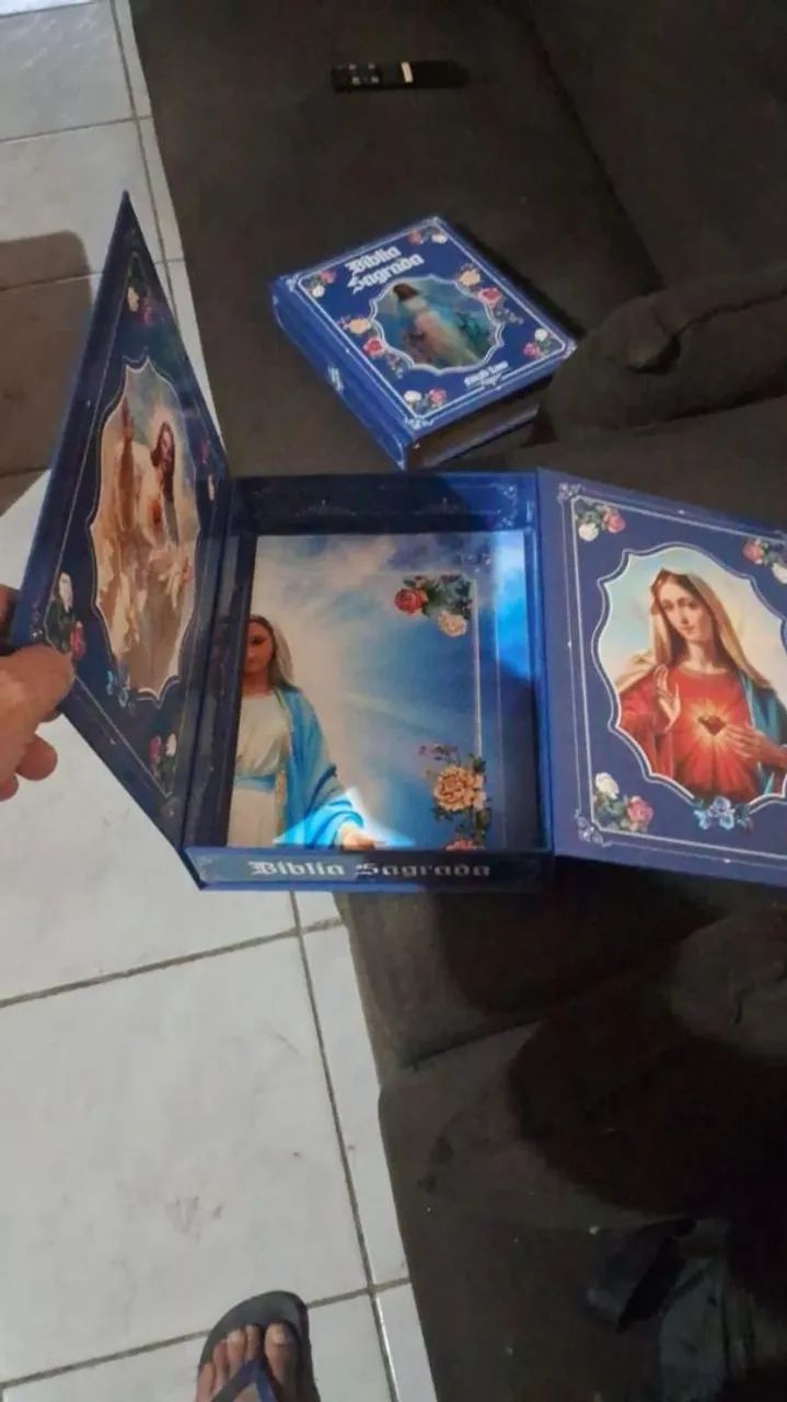 Bíblia sagrada ( telefone e whatsapp *) - Foto 2