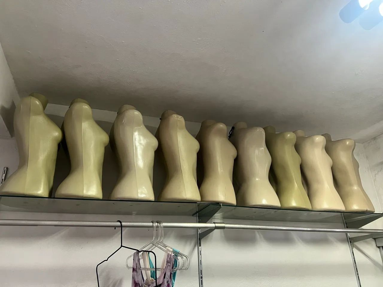 Manequins de busto meio corpo e inteiro adulto e infantil 