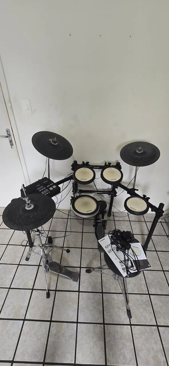 Bateria Eletrônica Yamaha Dtx700